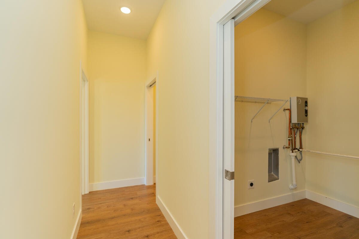 1445 Fagan Street, 312