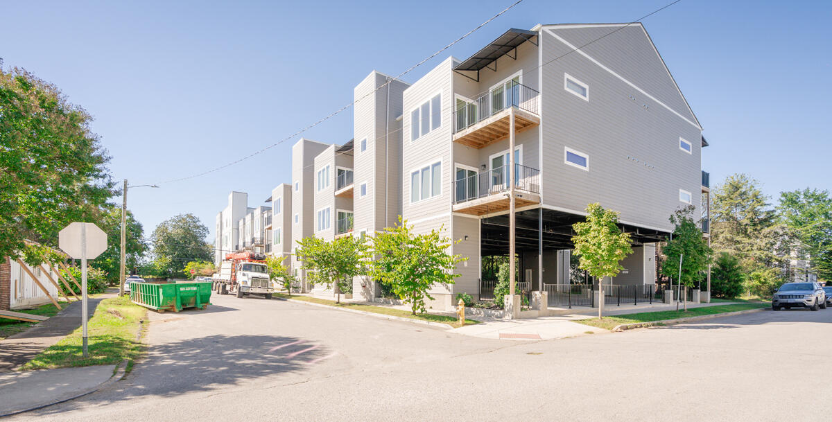 1445 Fagan Street, 312