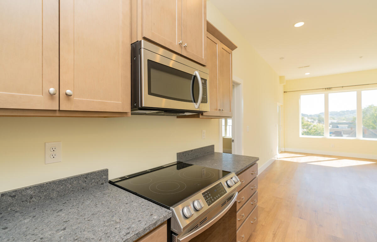 1445 Fagan Street, 312