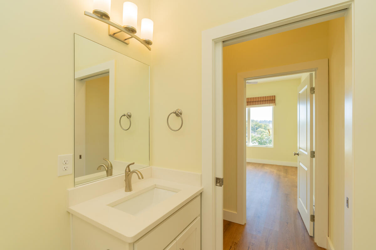 1445 Fagan Street, 312