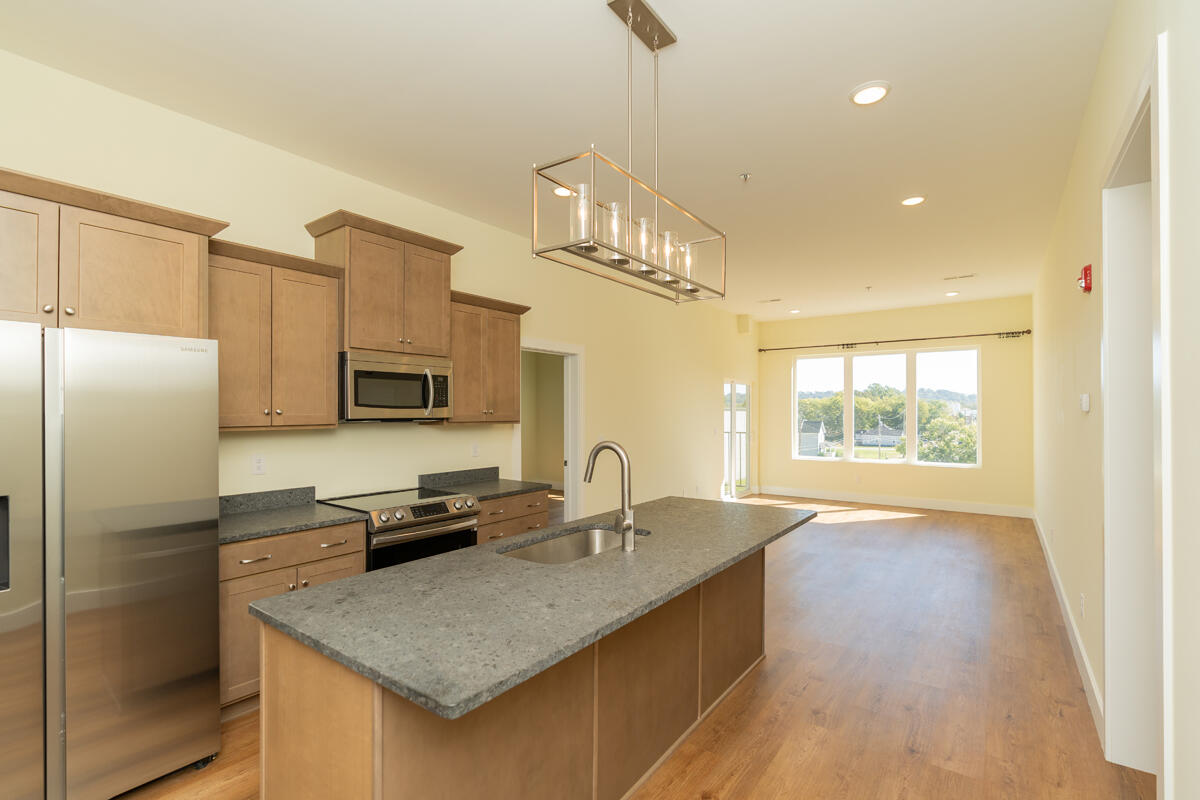 1445 Fagan Street, 312