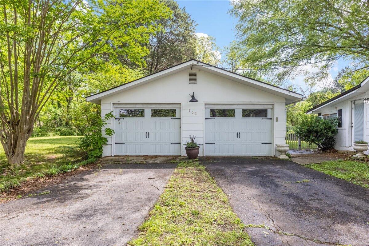 702 Cove Road