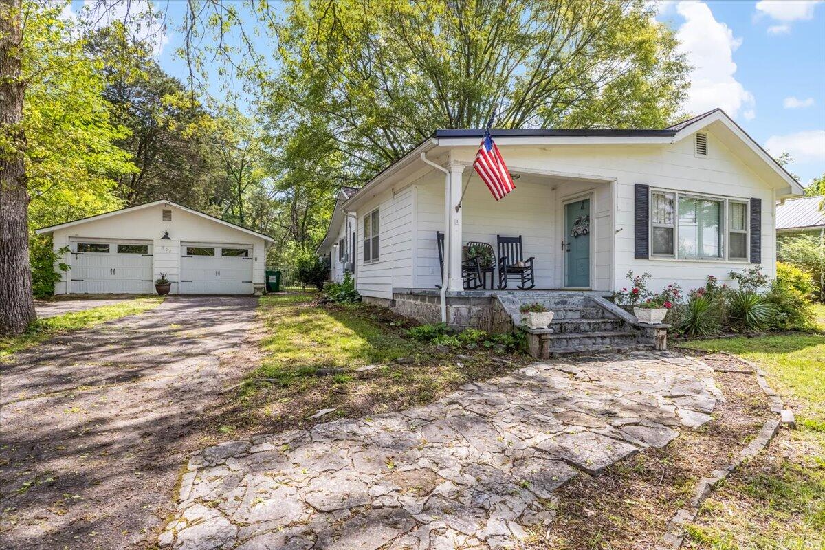 702 Cove Road