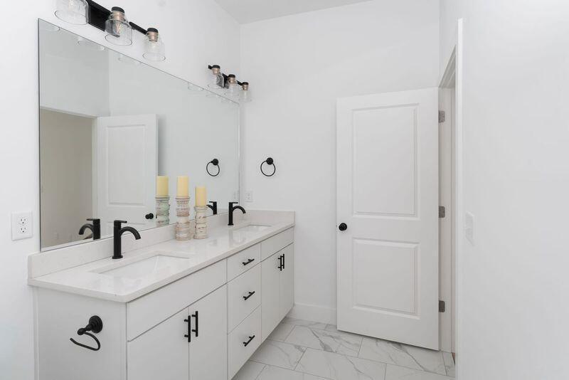 3307 Aberdeen Row