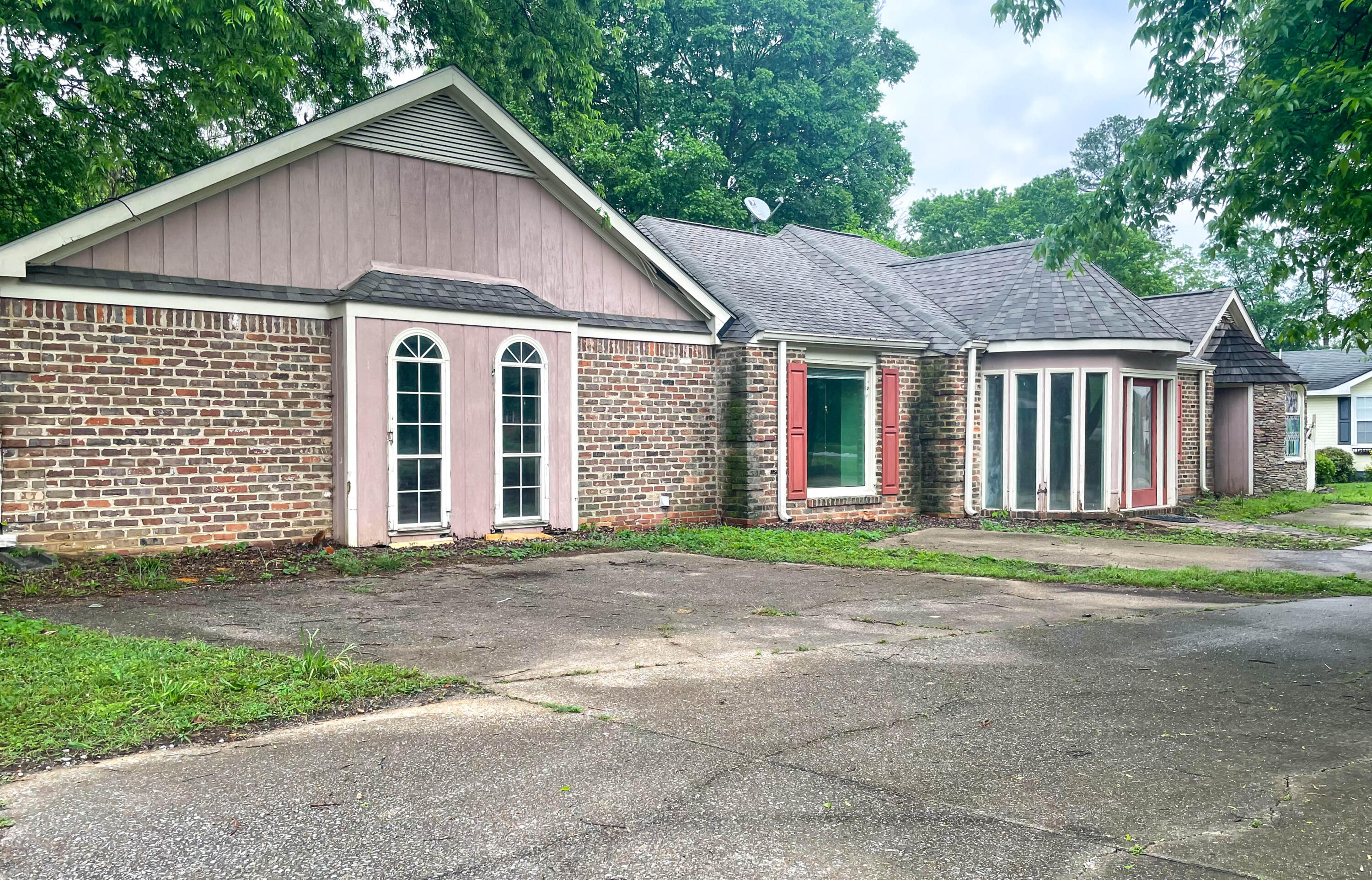 953 Cloud Springs Road