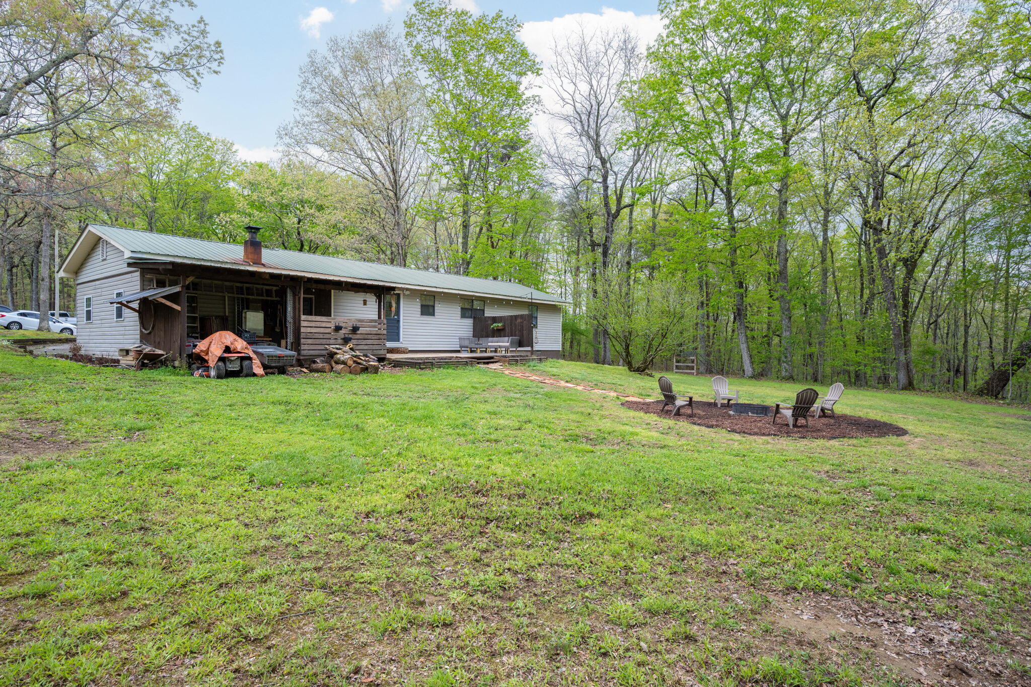 1002 Crowe Circle