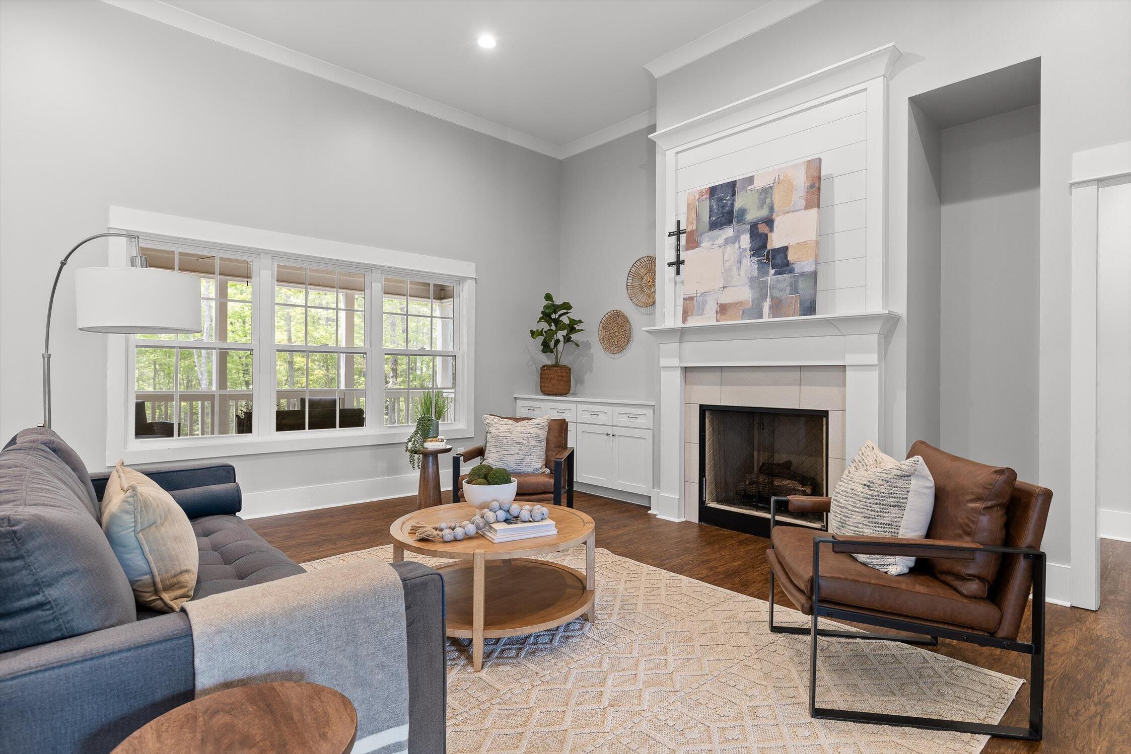 8221 Hixson Springs Road