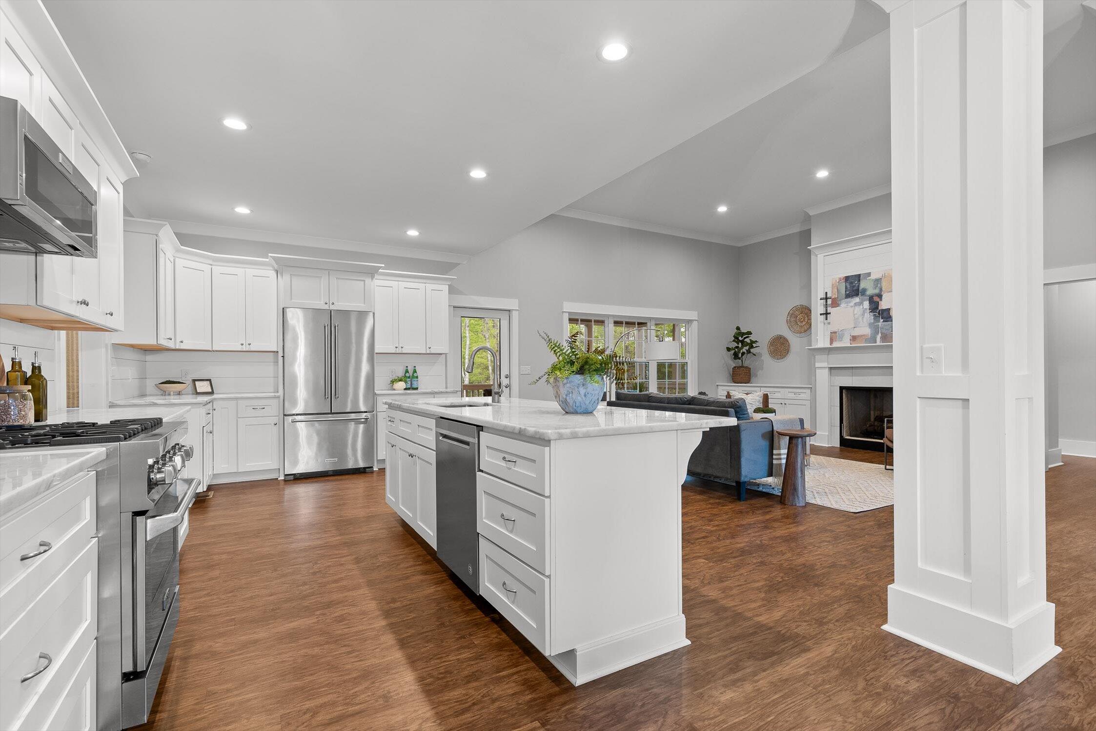 8221 Hixson Springs Road
