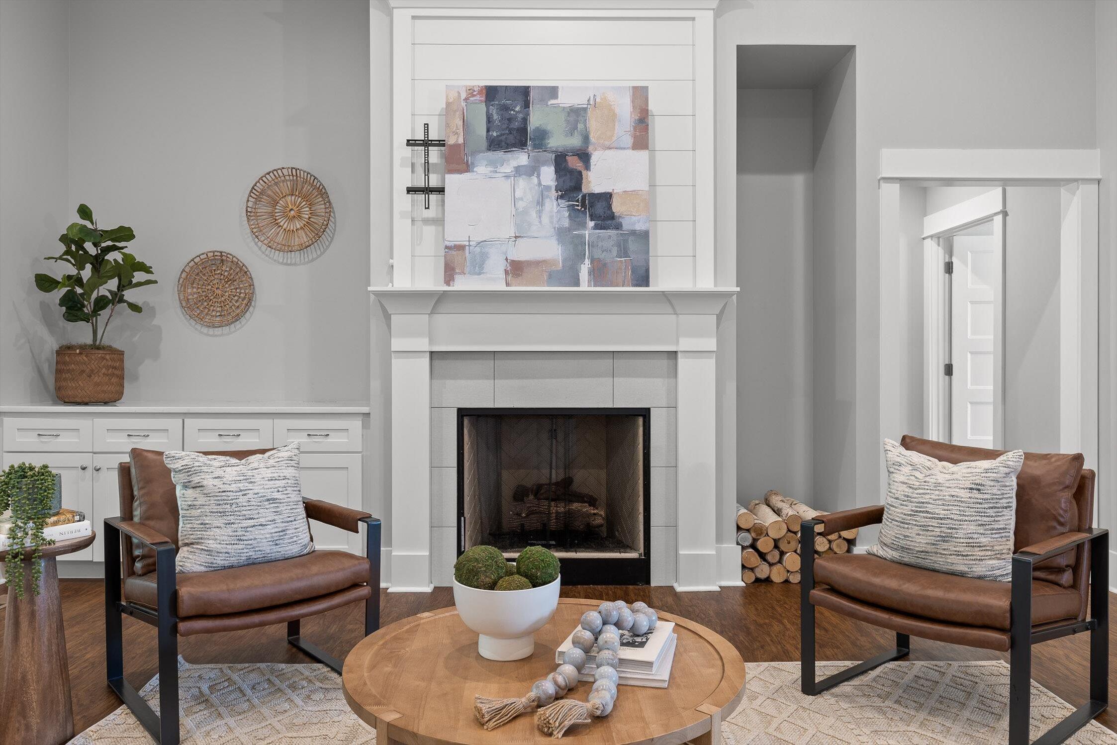 8221 Hixson Springs Road