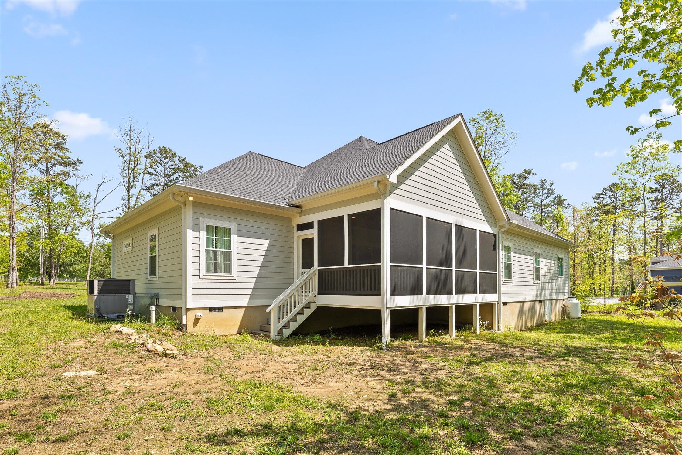 8221 Hixson Springs Road