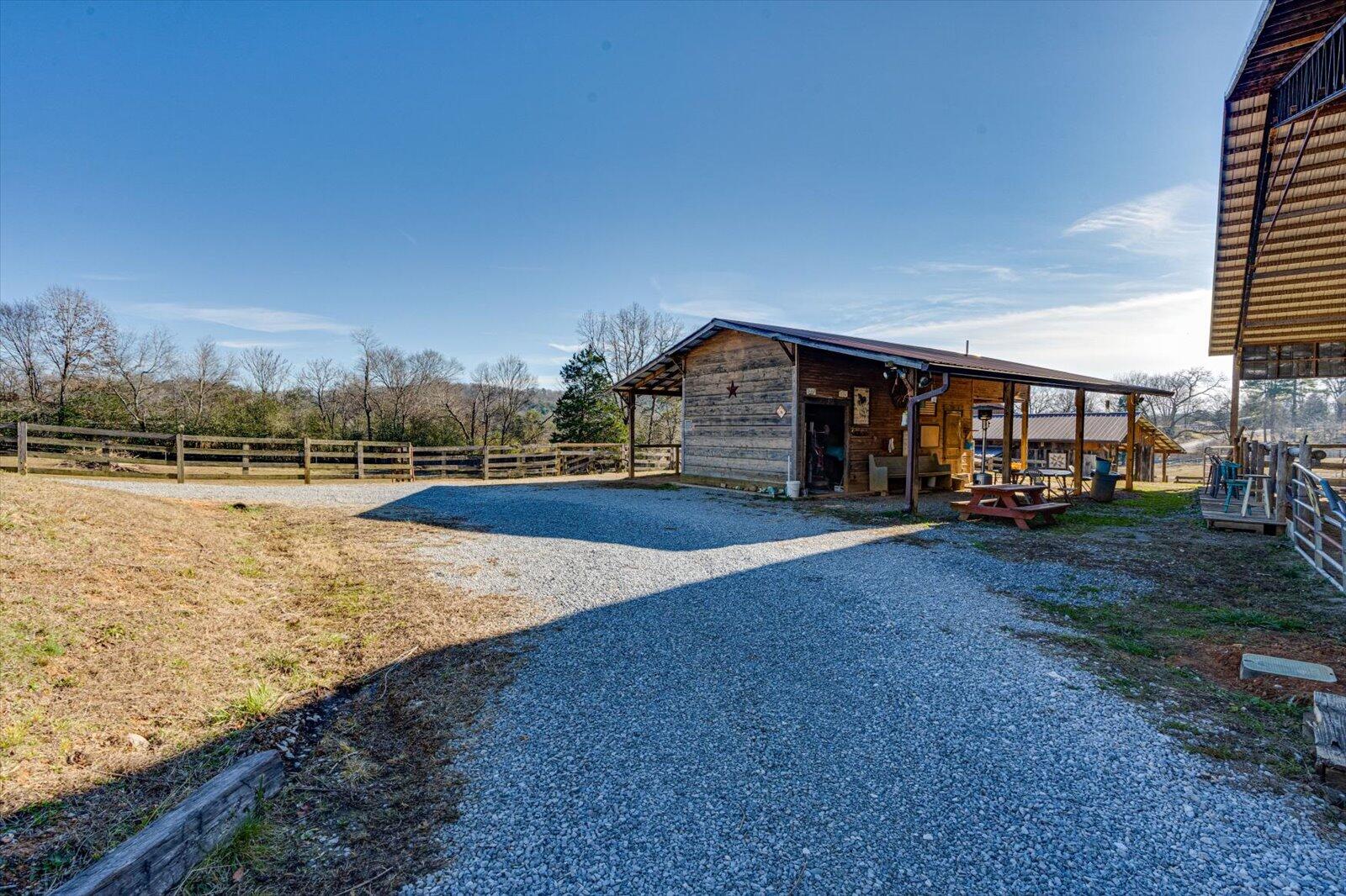 200 Reavley Road