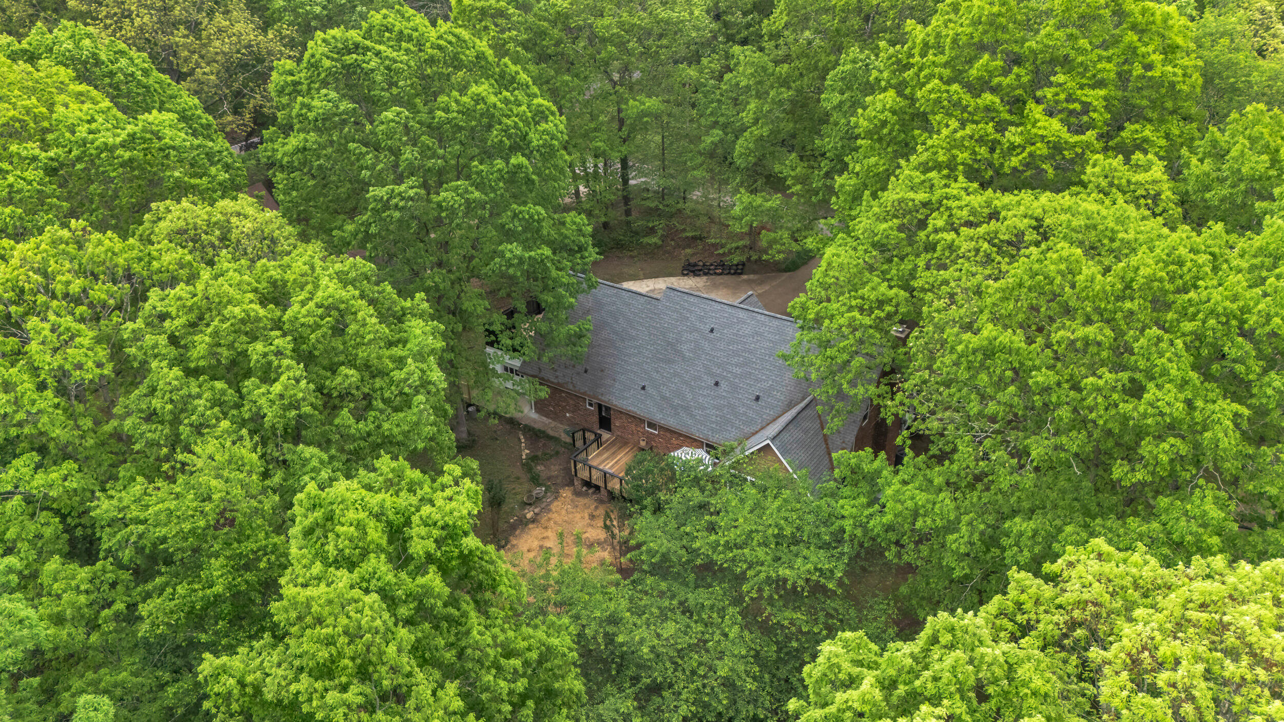 1807 Angel Lane