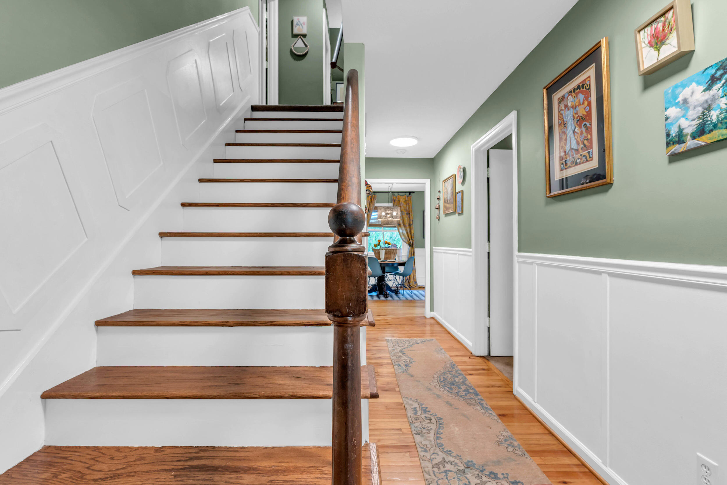 1807 Angel Lane