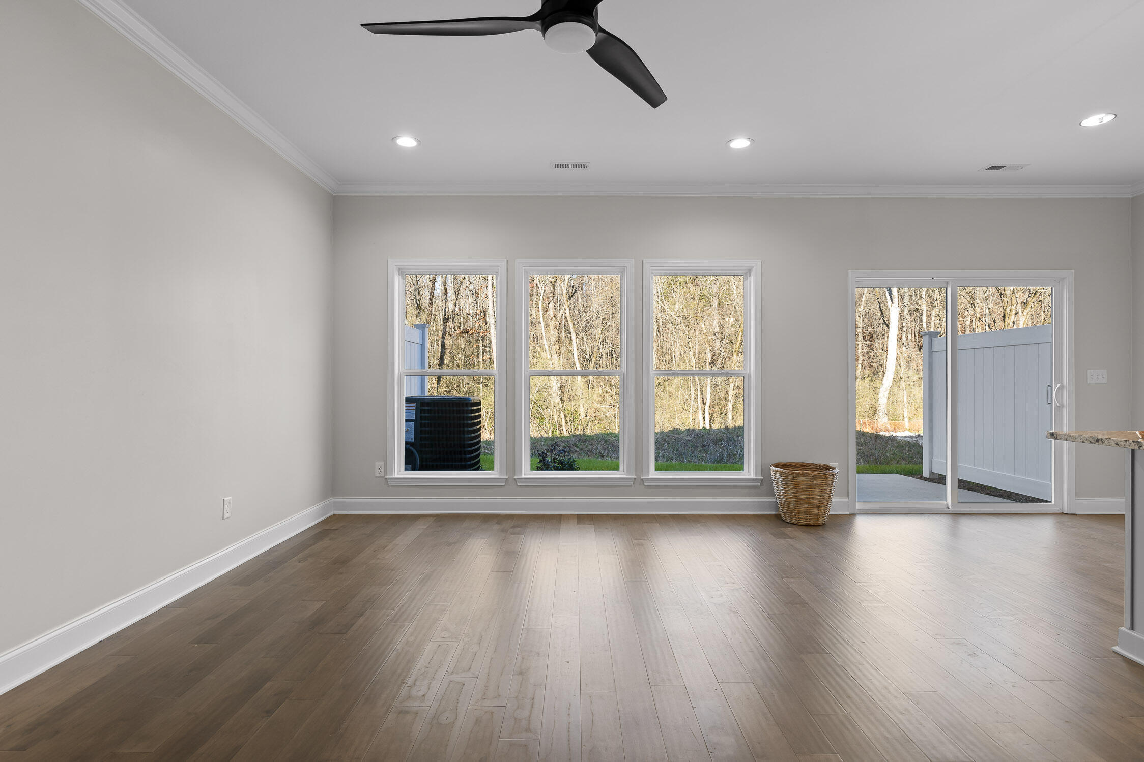 9055 Dallas Hollow Road