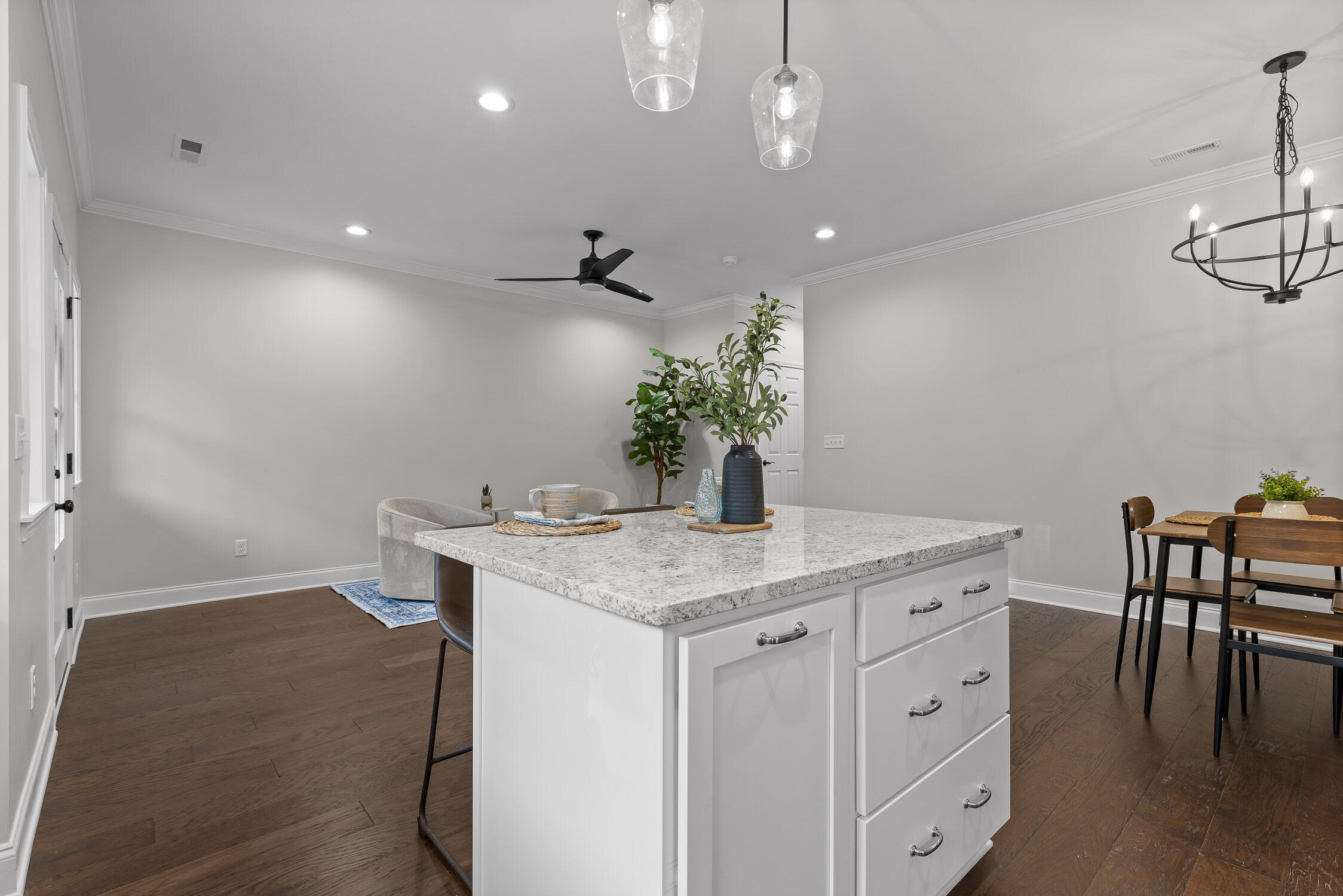 9061 Dallas Hollow Road