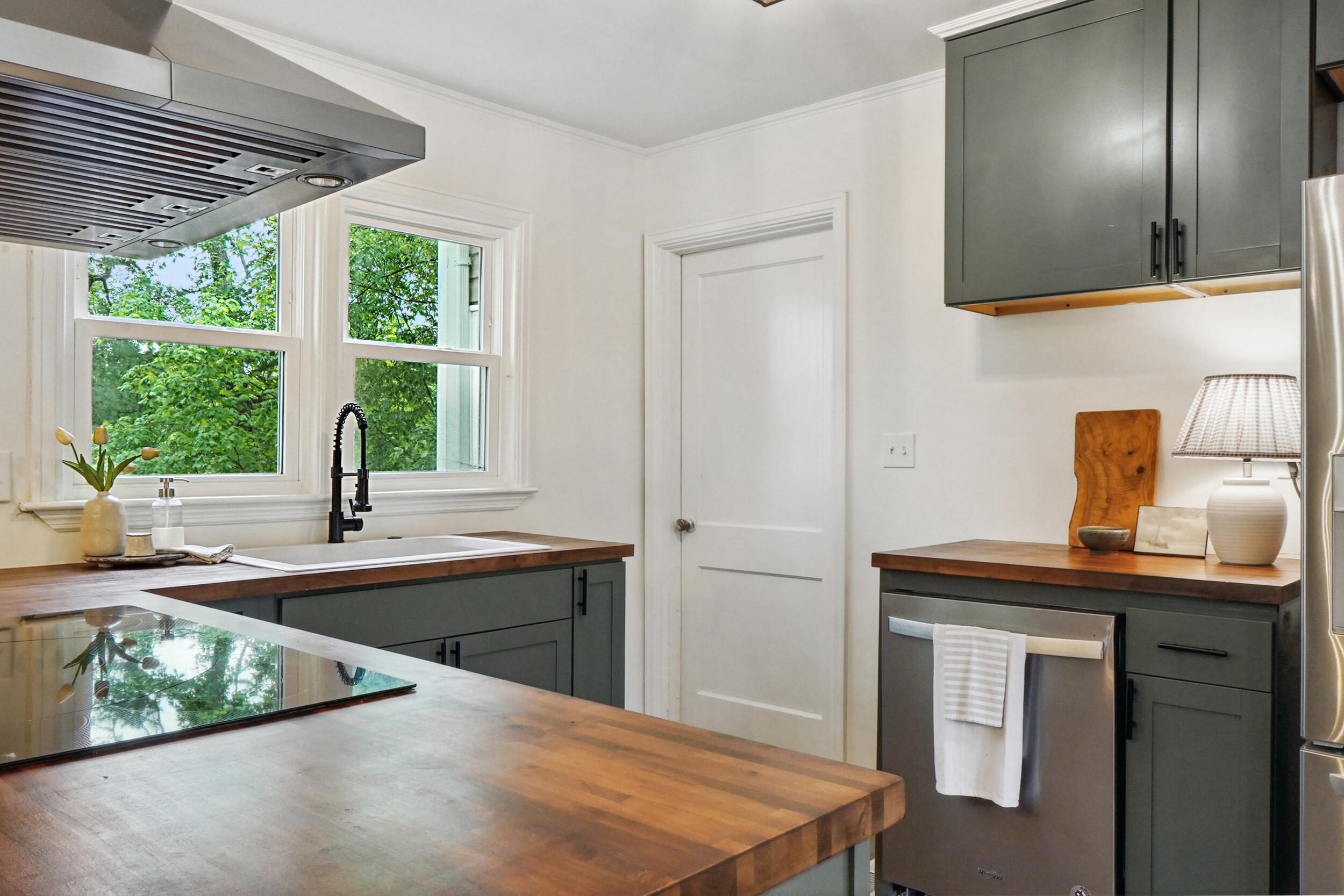 1620 S Rugby Place