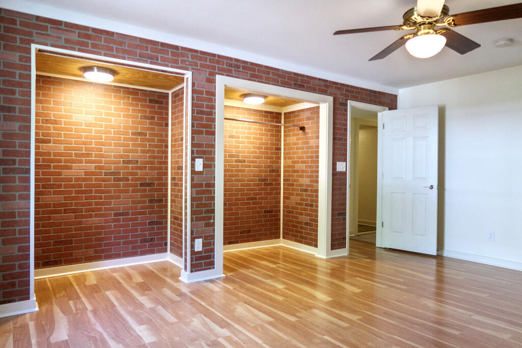 12128 Laurbrow Road