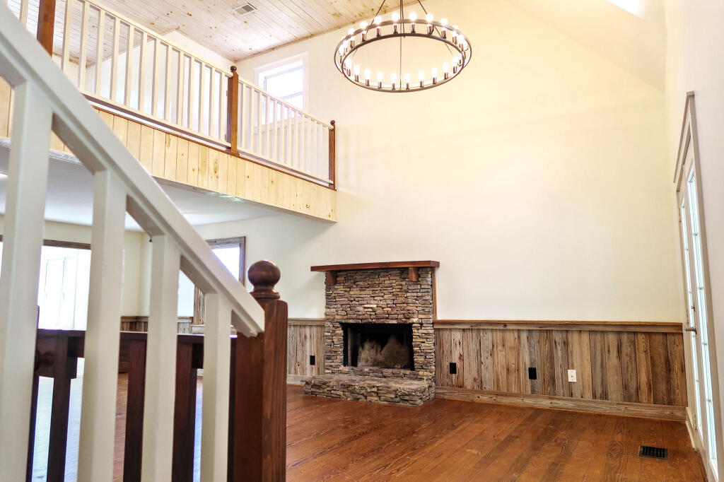 12128 Laurbrow Road