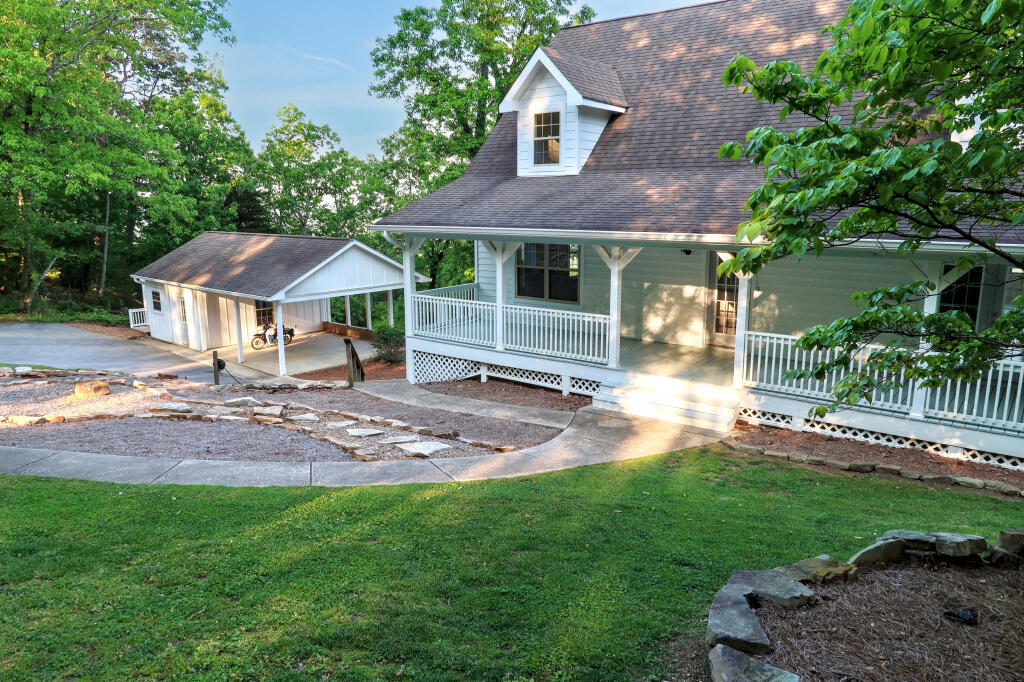 12128 Laurbrow Road