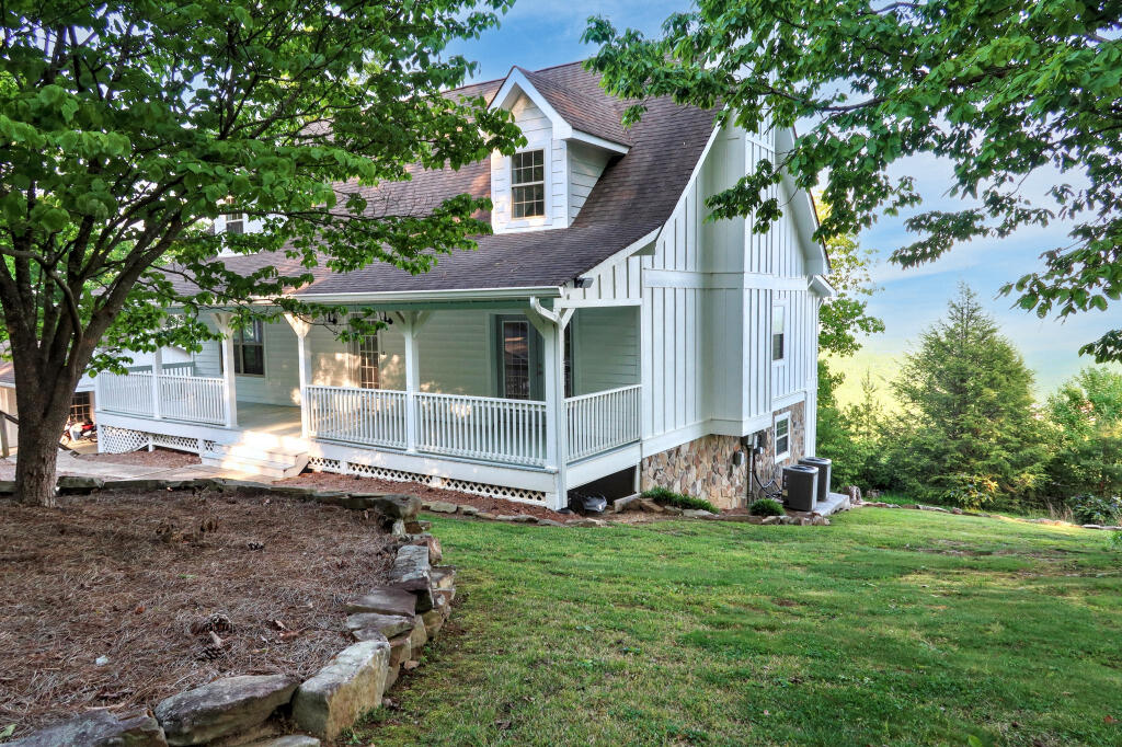 12128 Laurbrow Road