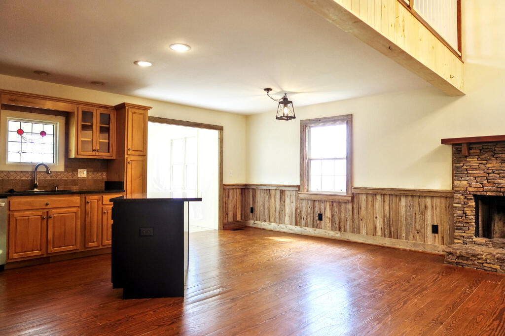 12128 Laurbrow Road