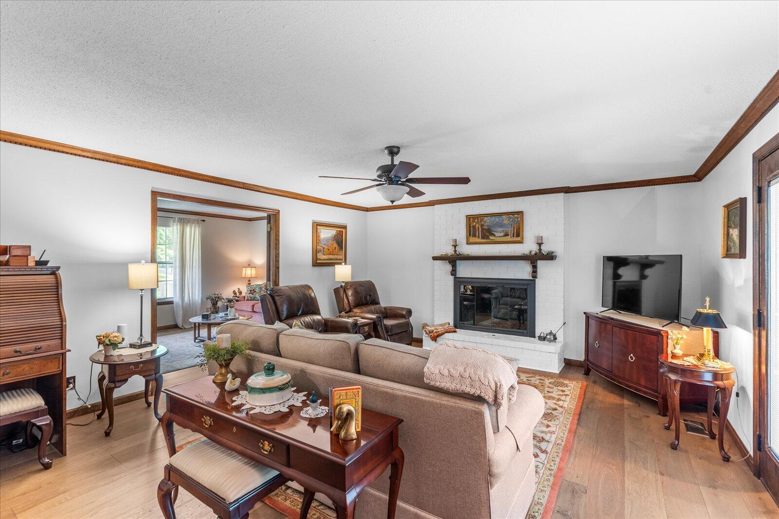 1800 Colonial Shores Drive