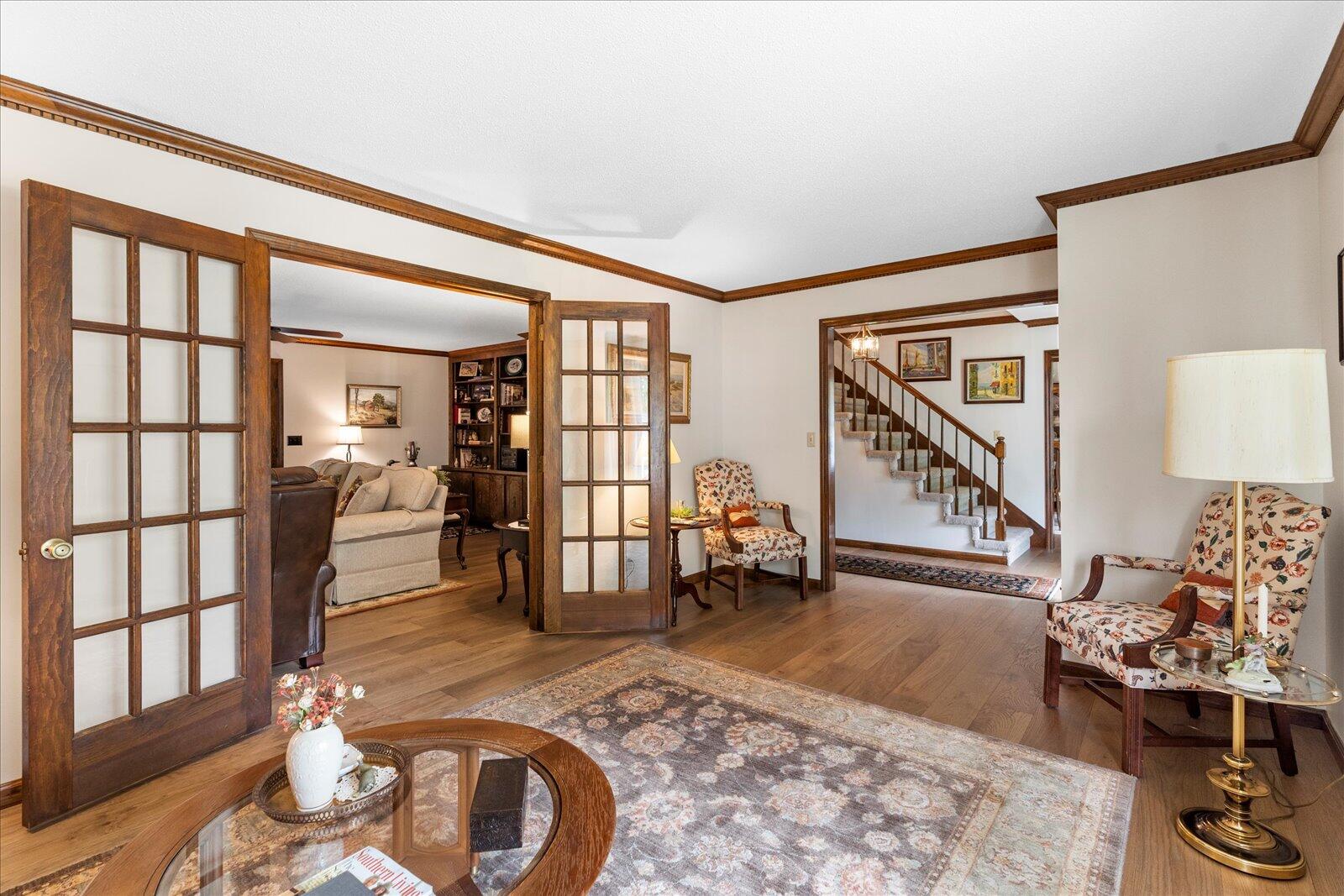 1800 Colonial Shores Drive