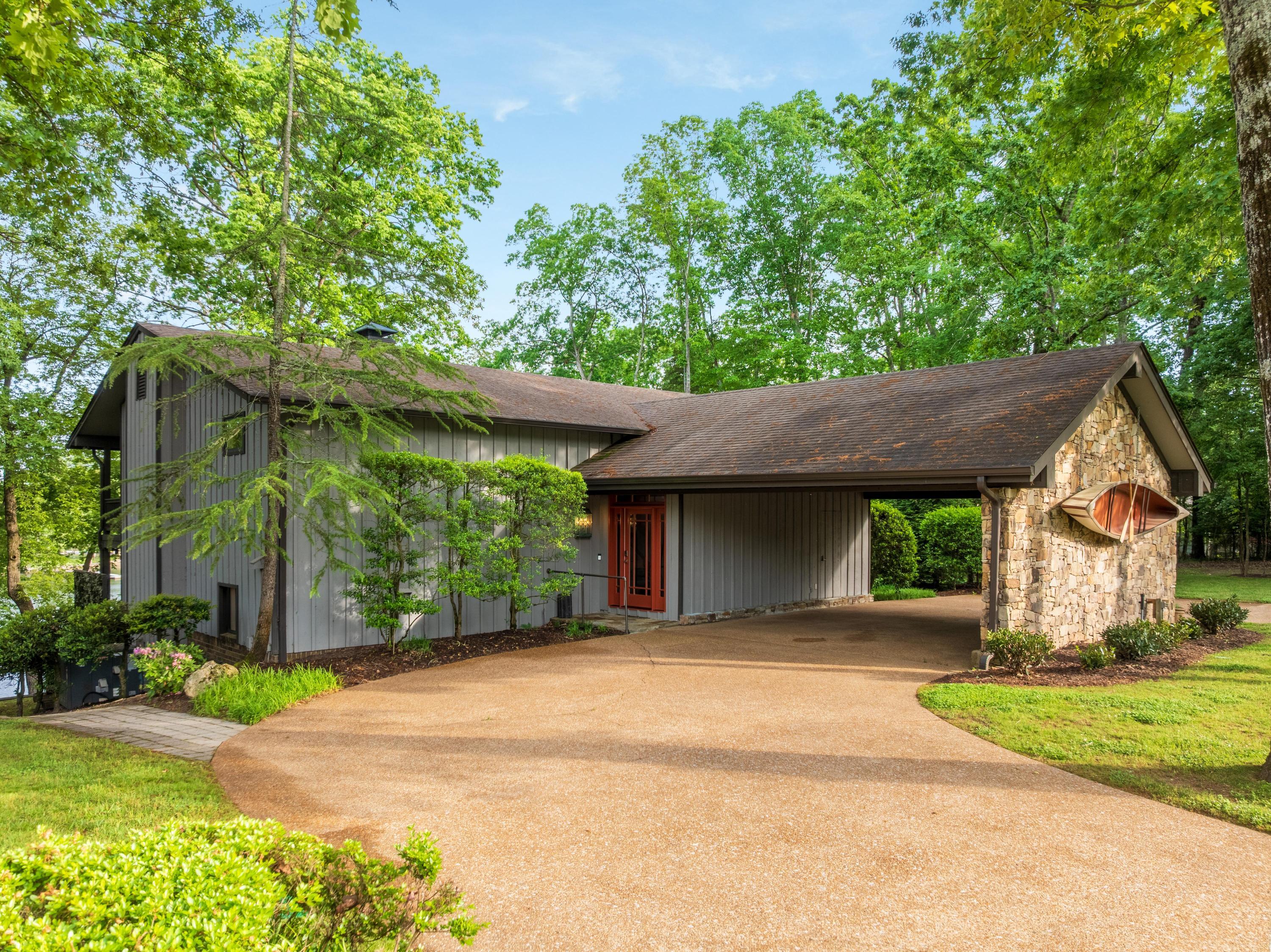 8110 Pierpoint Drive