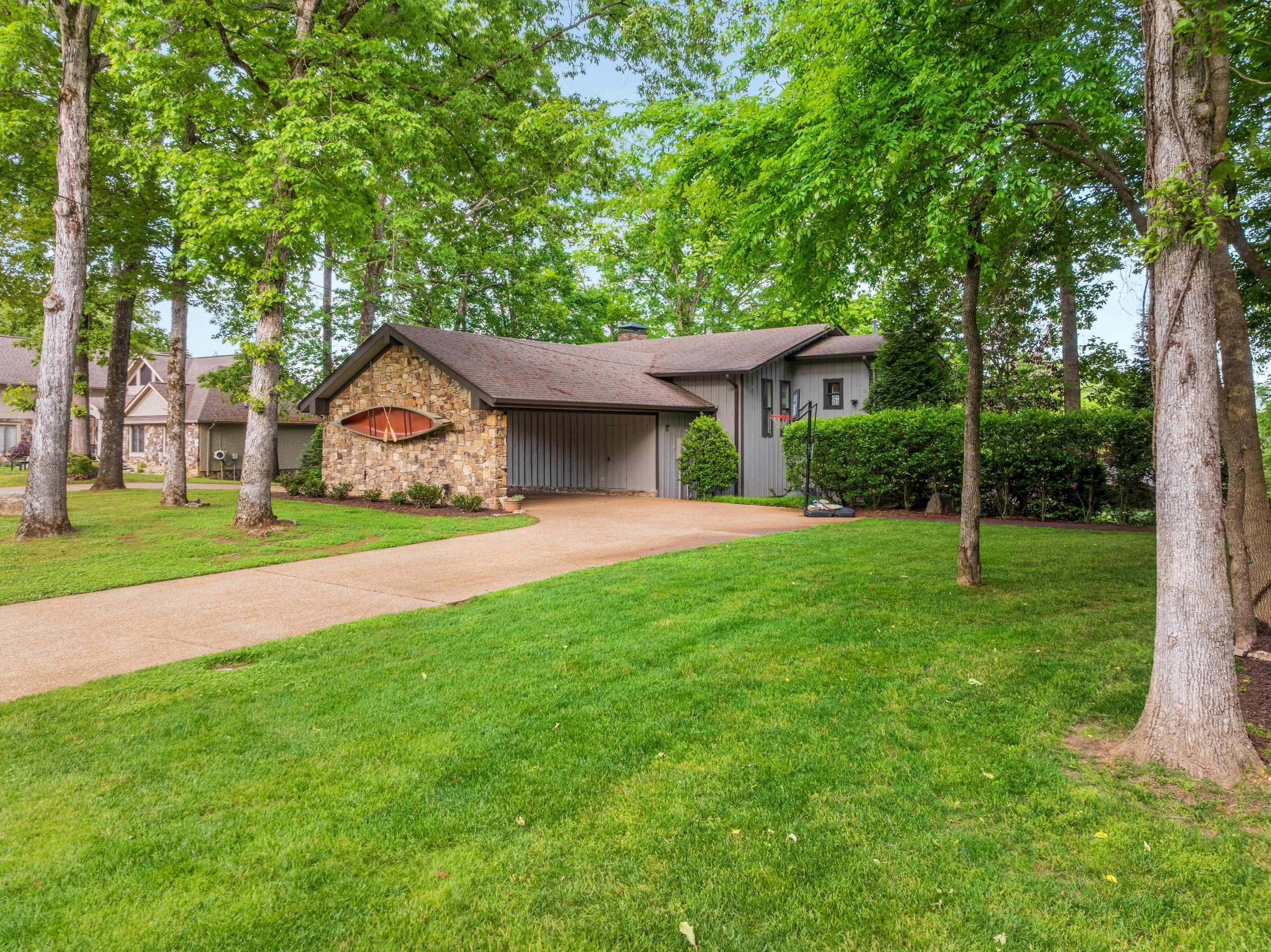 8110 Pierpoint Drive