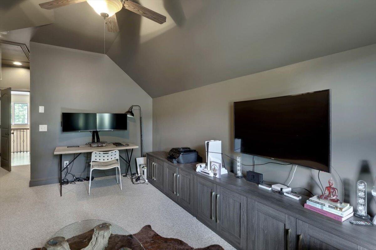 2507 Eagle Creek Way