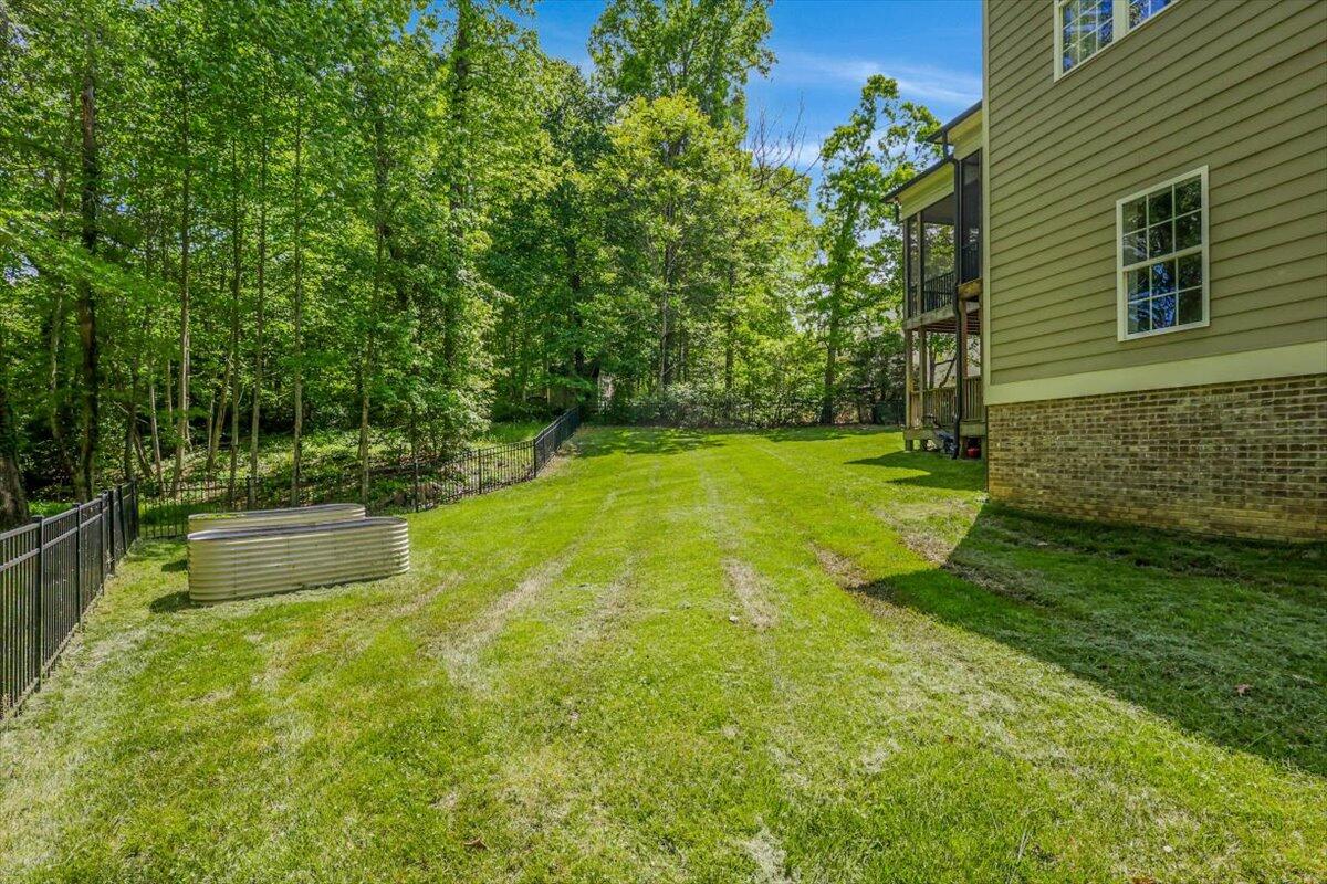 2507 Eagle Creek Way