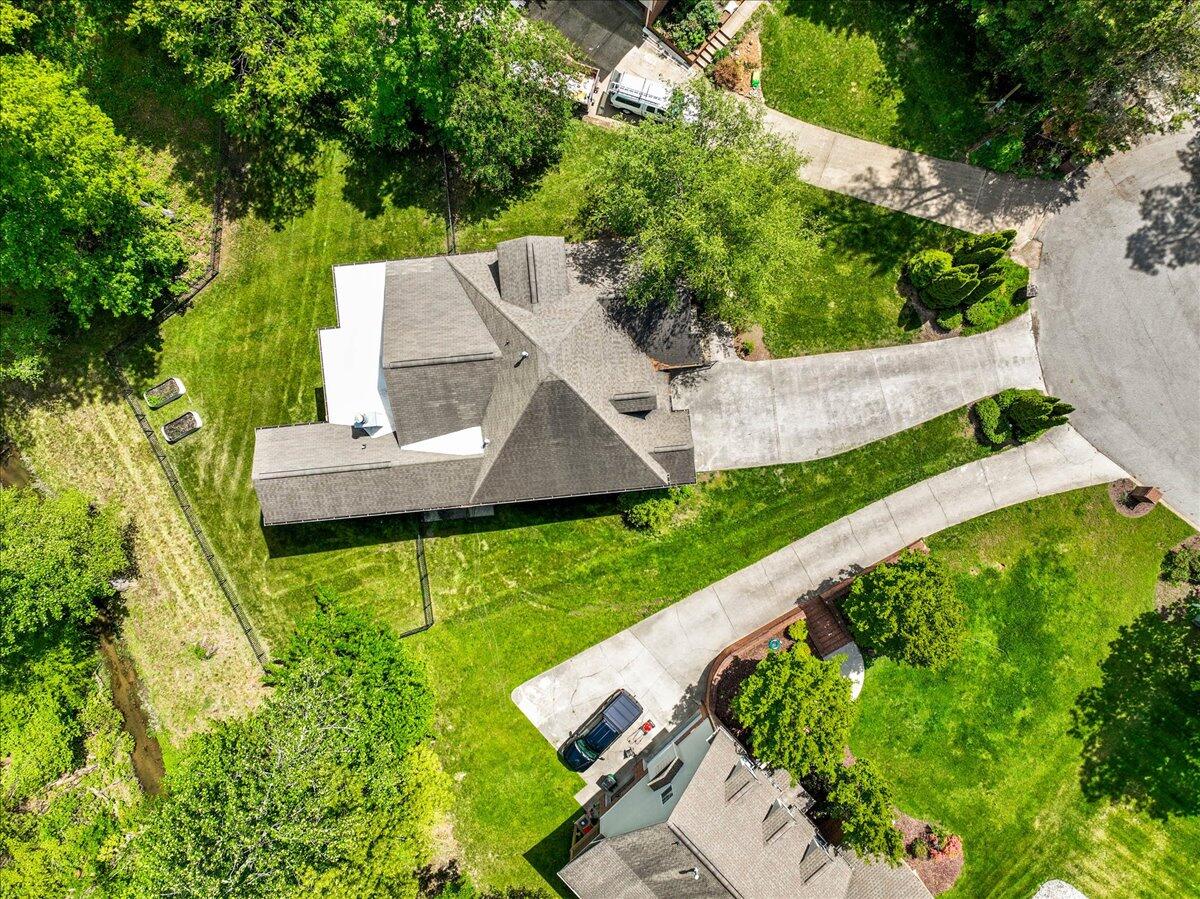 2507 Eagle Creek Way