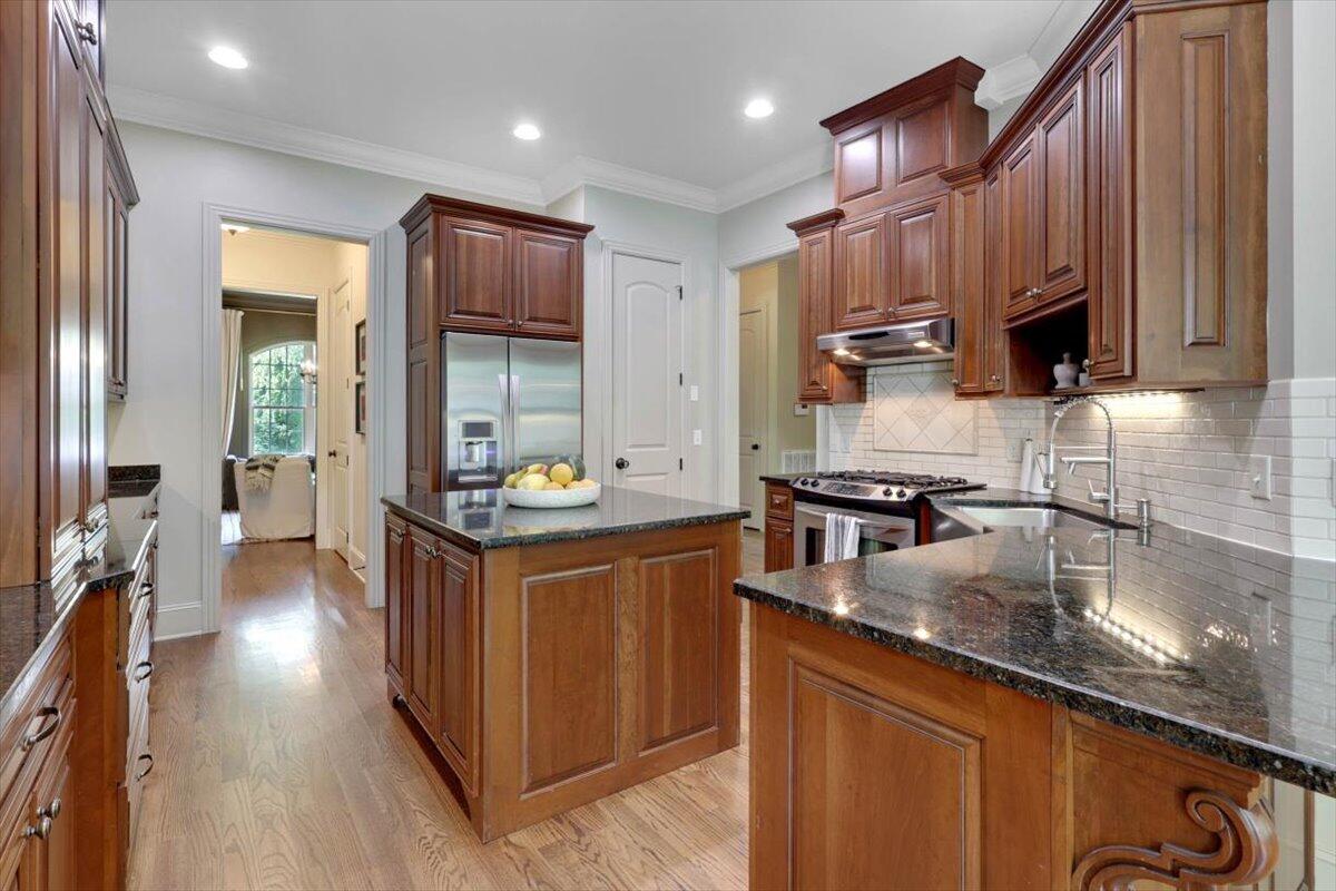 2507 Eagle Creek Way