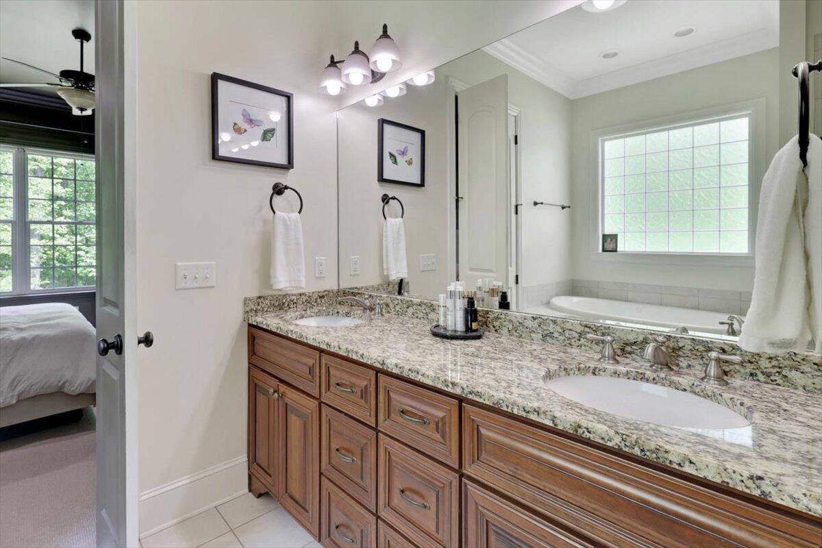 2507 Eagle Creek Way