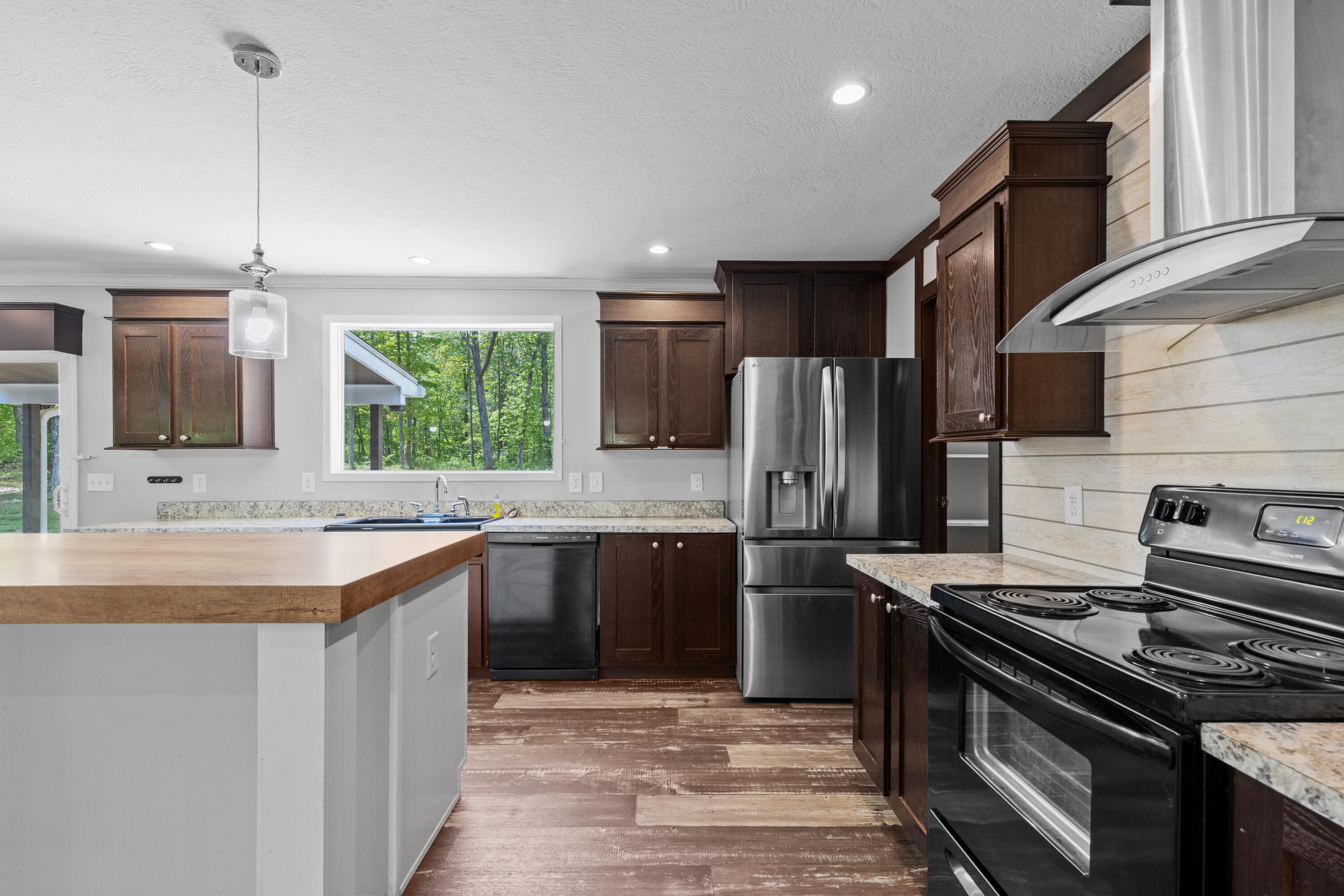 201 County Line Road