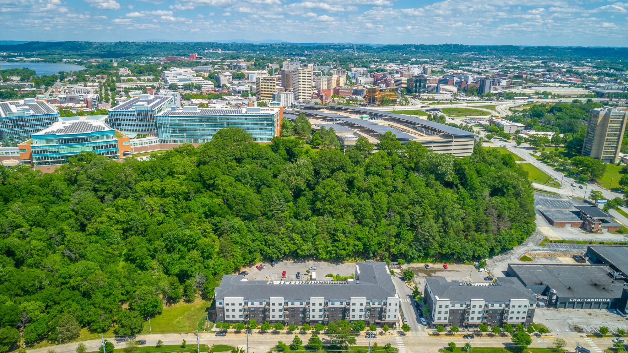 782 Riverfront Parkway, 216