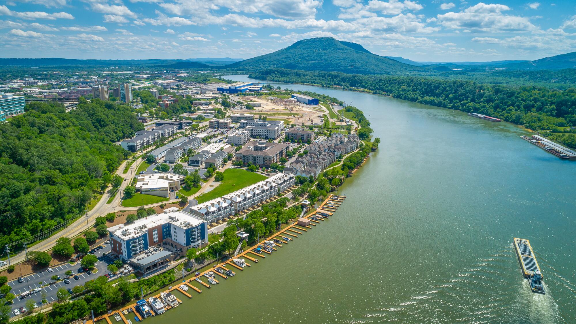 782 Riverfront Parkway, 216