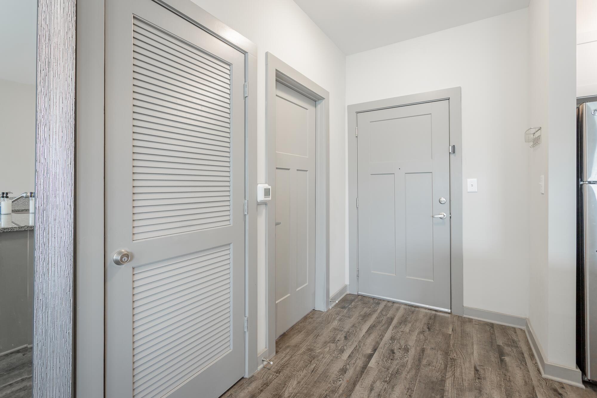 782 Riverfront Parkway, 216