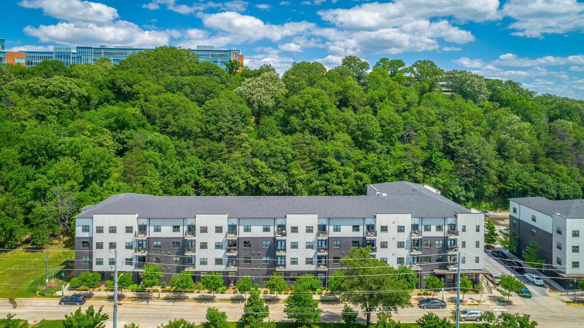 782 Riverfront Parkway, 216