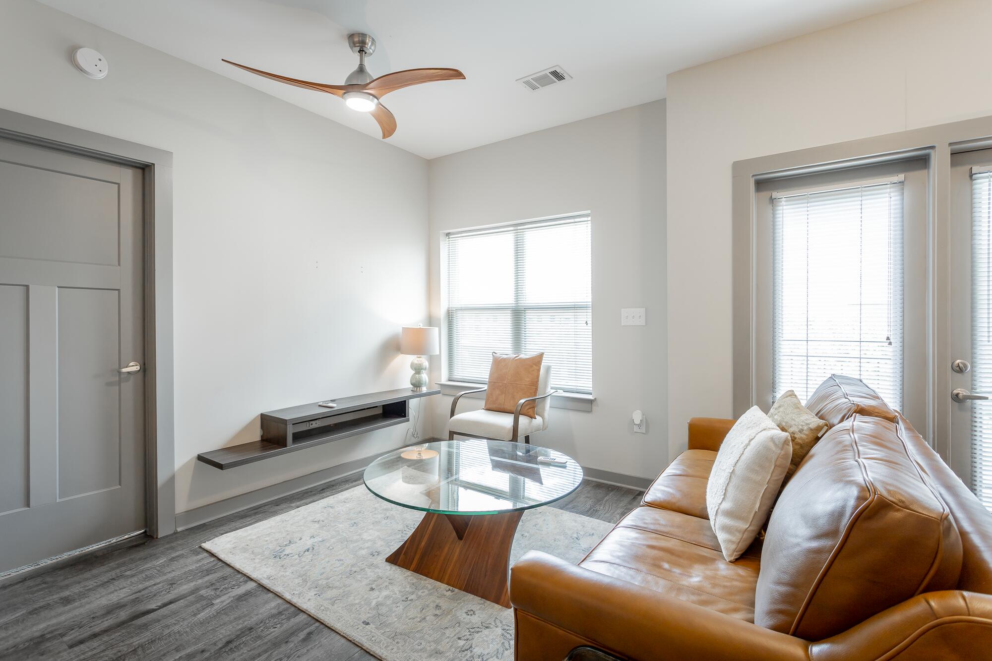 782 Riverfront Parkway, 216