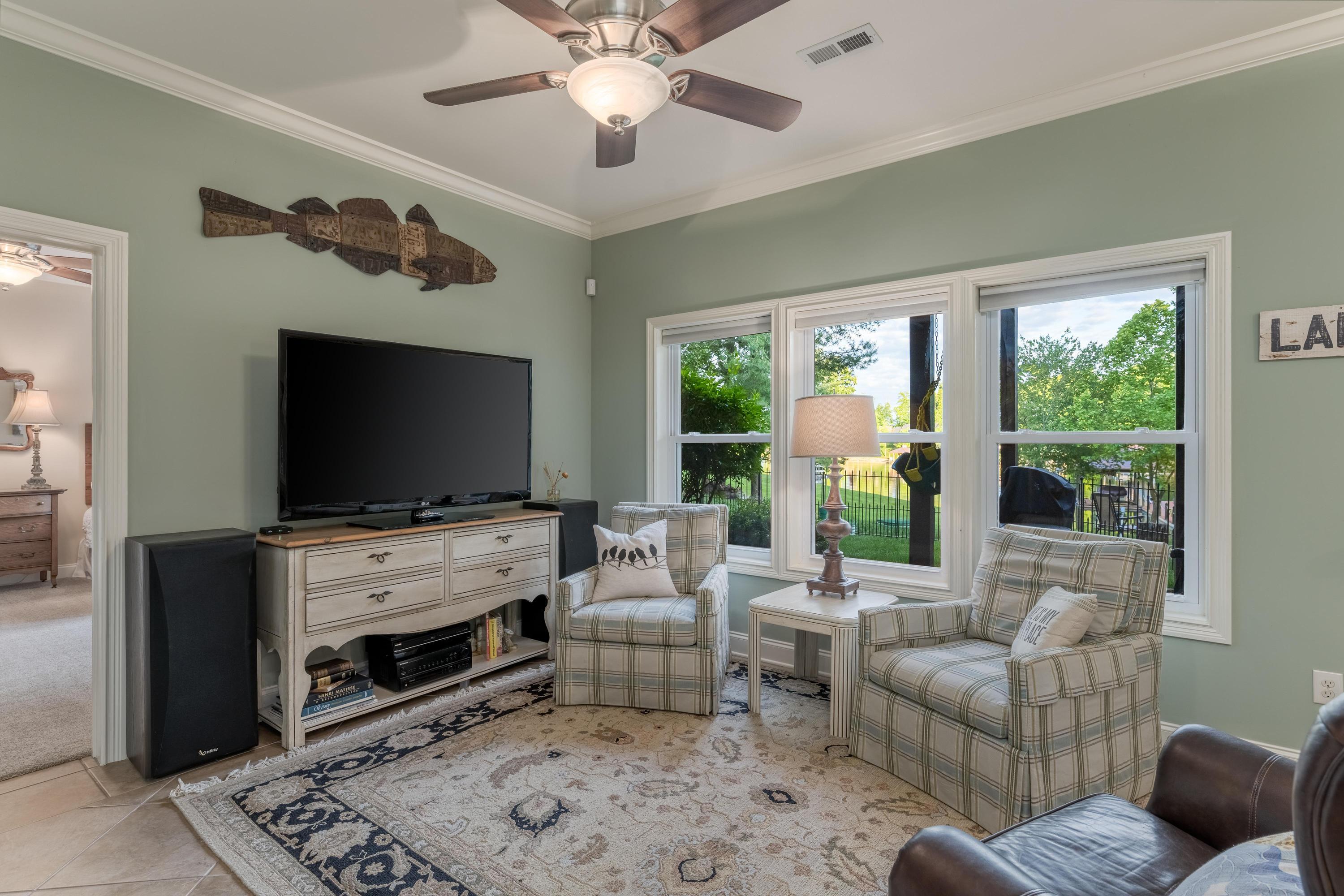 480 Lake Harbor Drive