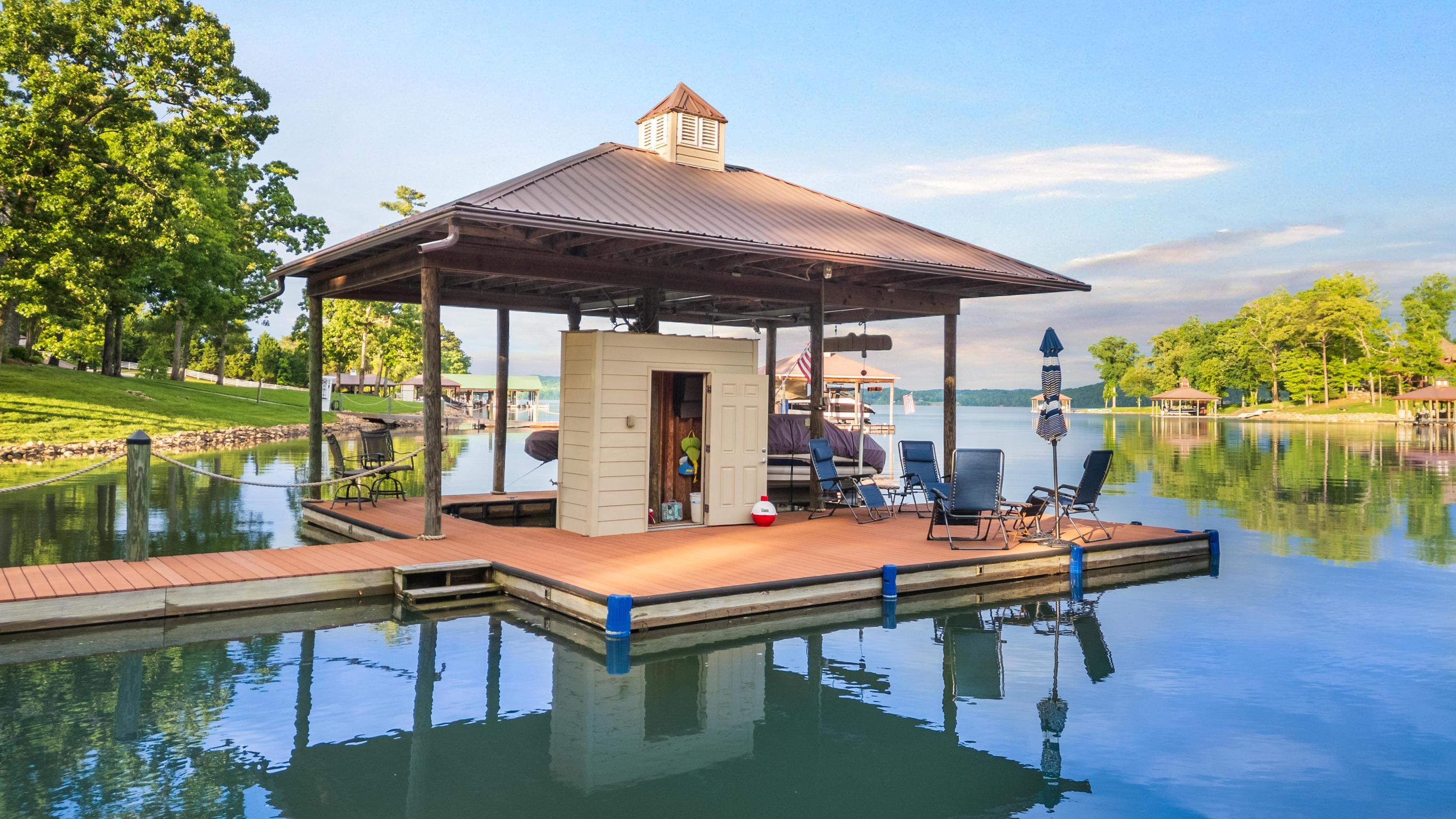 480 Lake Harbor Drive