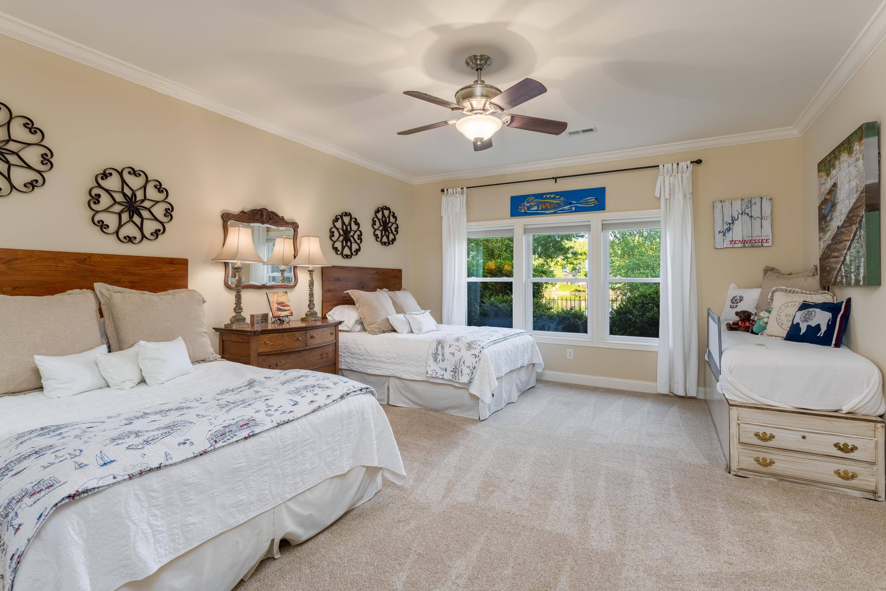 480 Lake Harbor Drive