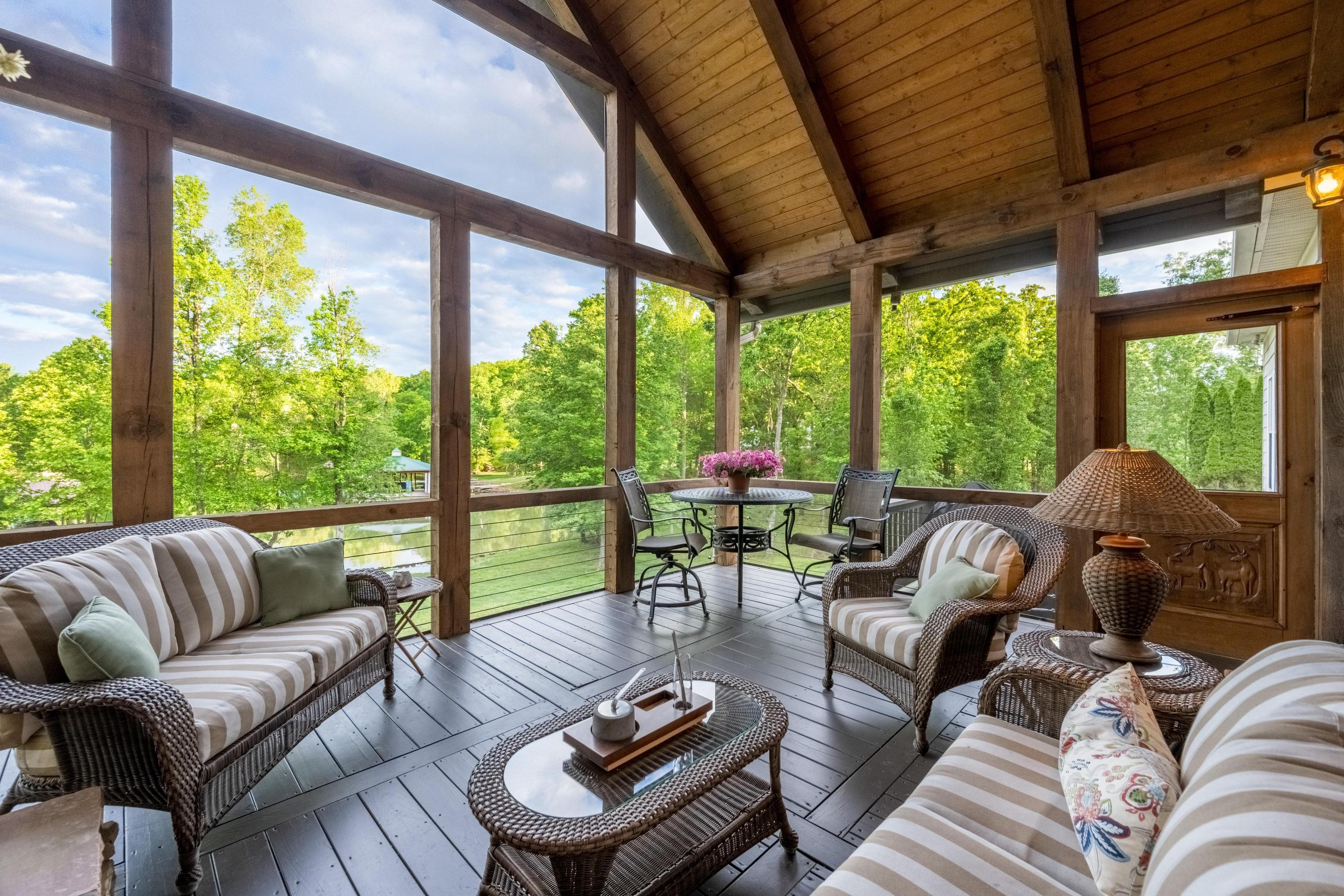 480 Lake Harbor Drive