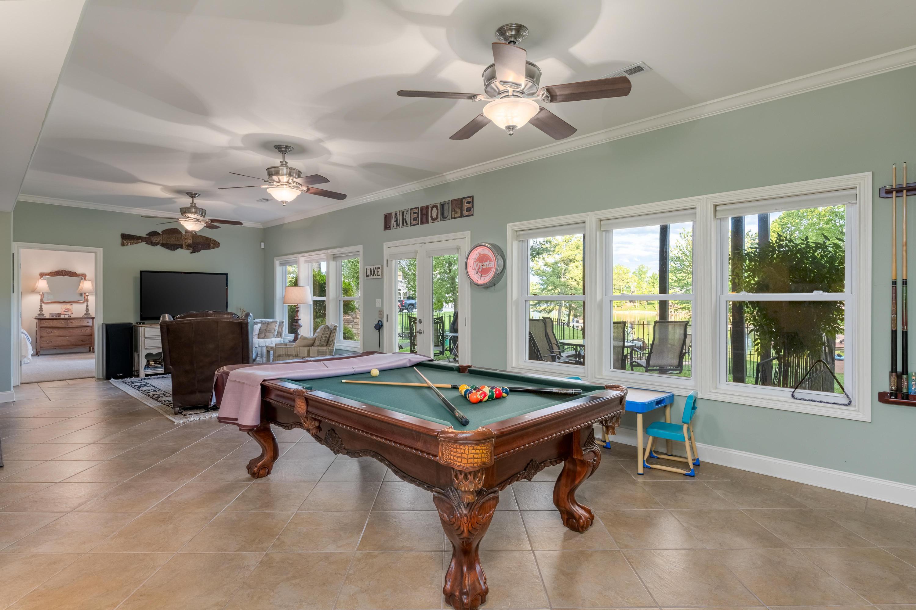 480 Lake Harbor Drive