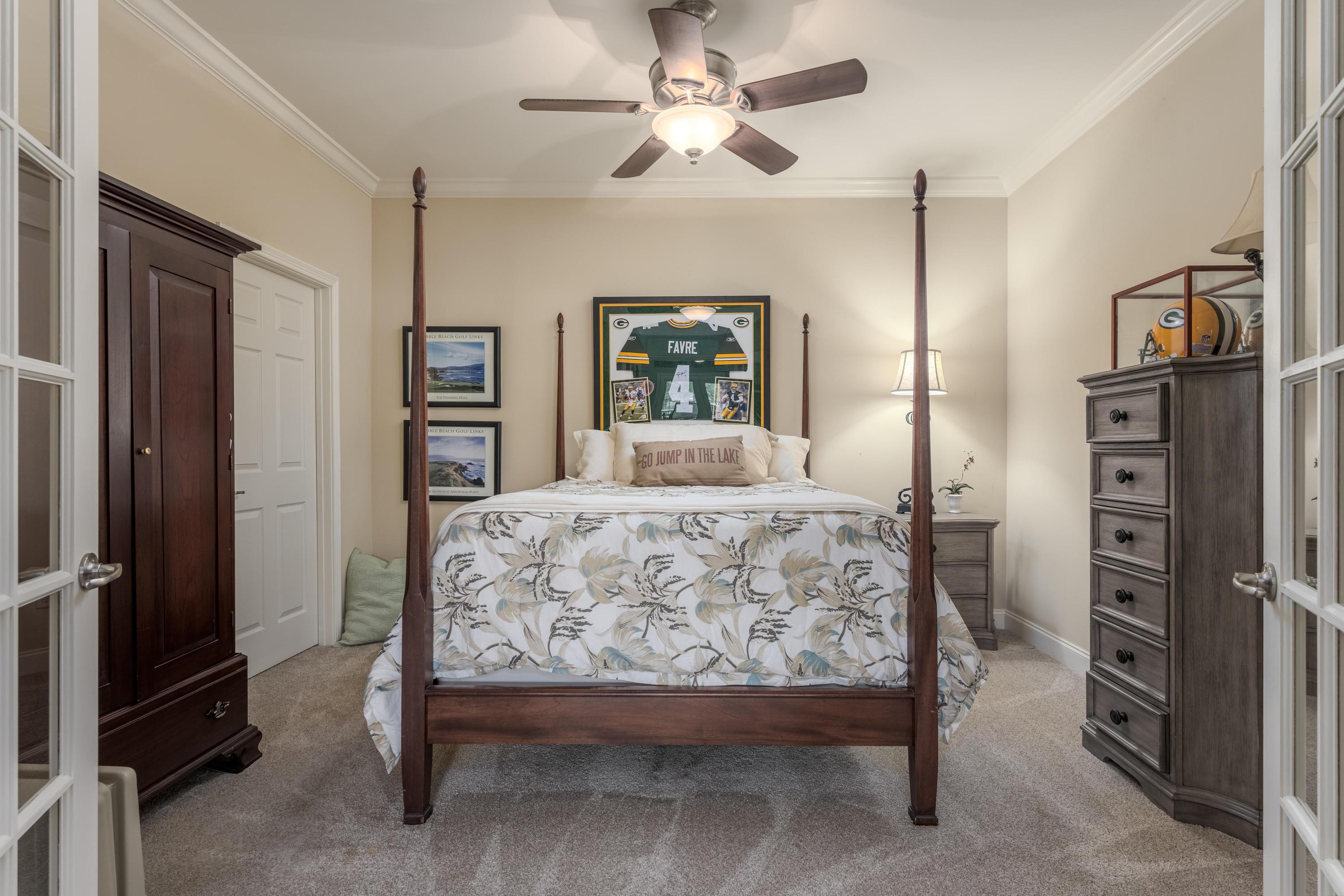 480 Lake Harbor Drive