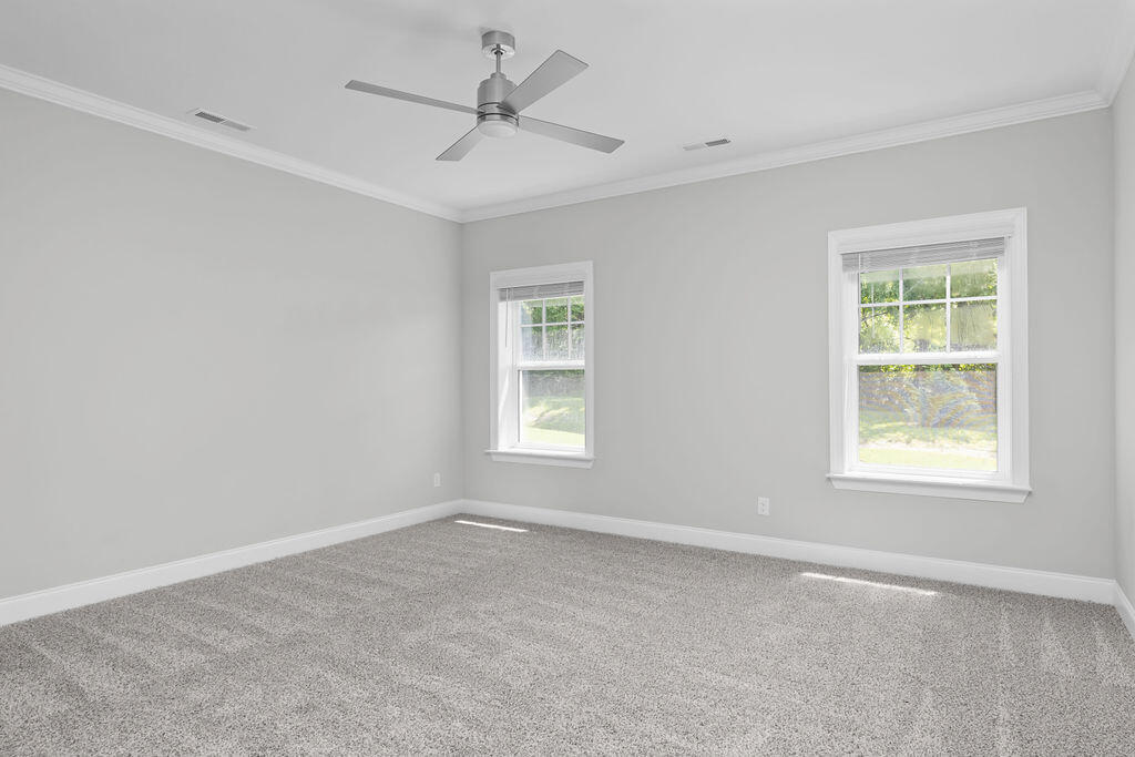 8880 Knolling Loop, 35