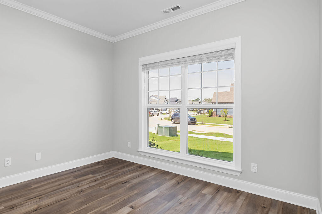 8880 Knolling Loop, 35