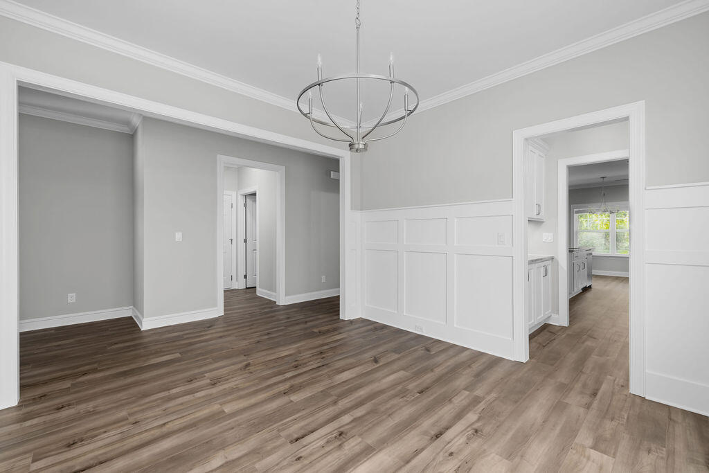 8880 Knolling Loop, 35