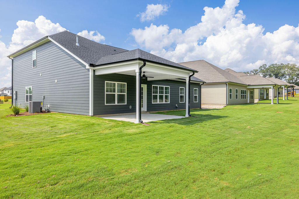 8880 Knolling Loop, 35